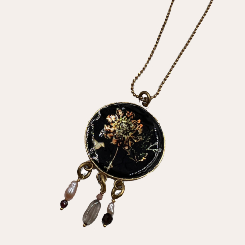 Collares
