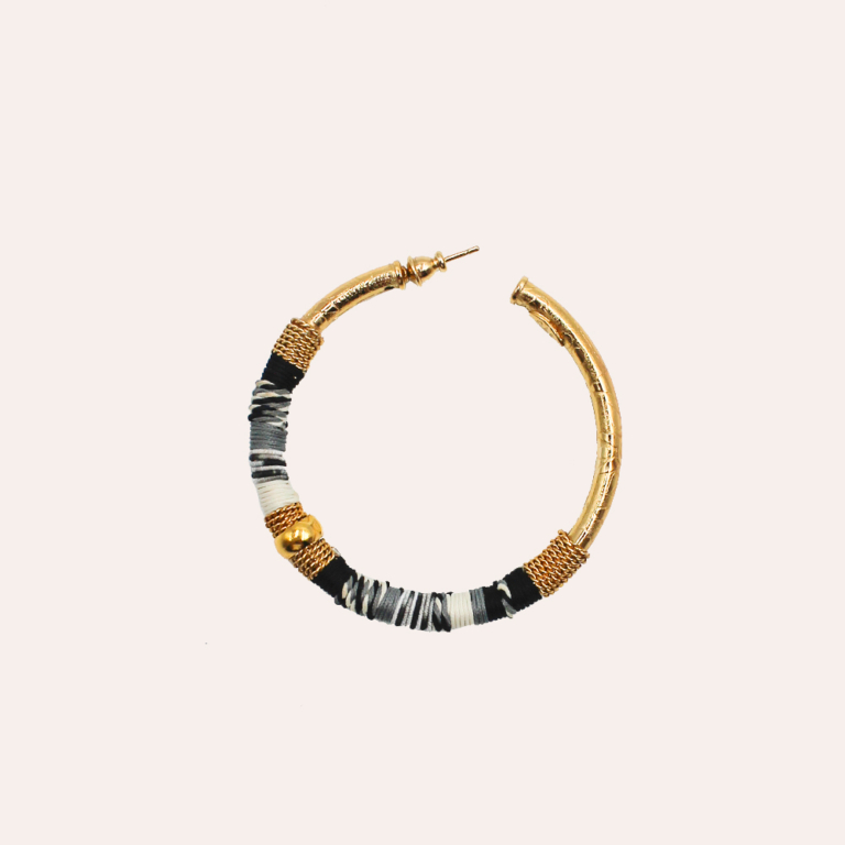 Gas Bijoux pendiente Maori con hilos negro y oro - Imagen 2