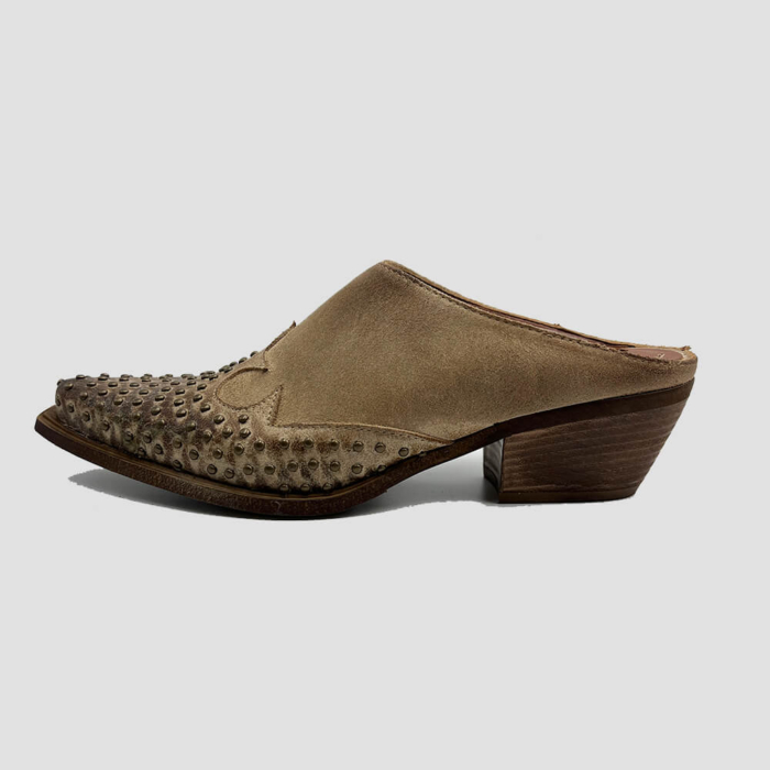 Zueco tachuelas camel lateral 13427