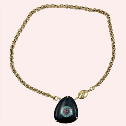 Collares