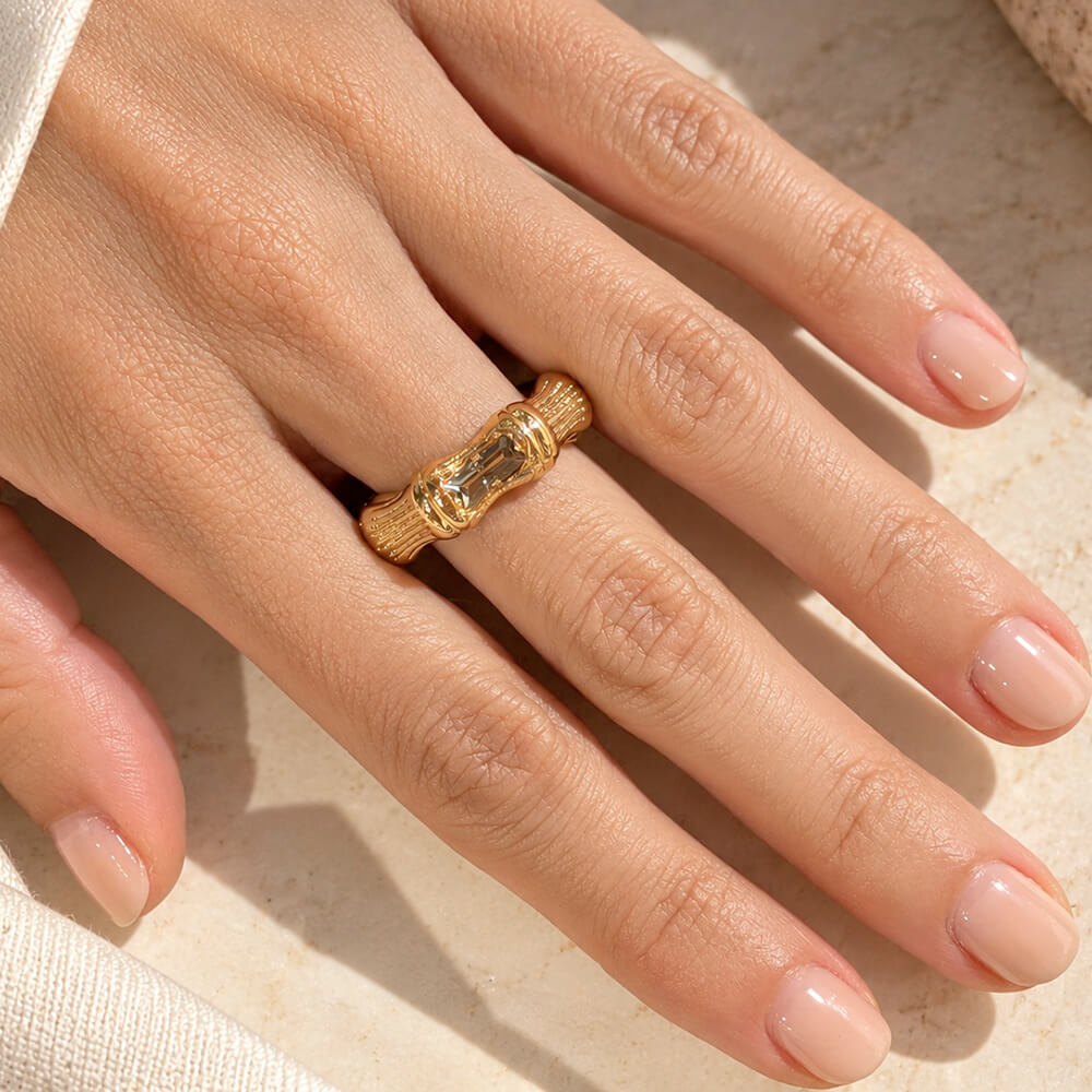 Gas Bijoux Anillo Pebbles de Baño de Oro con Strass